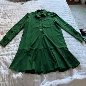 Green Avara dress with front pocket and button up front. Size: S